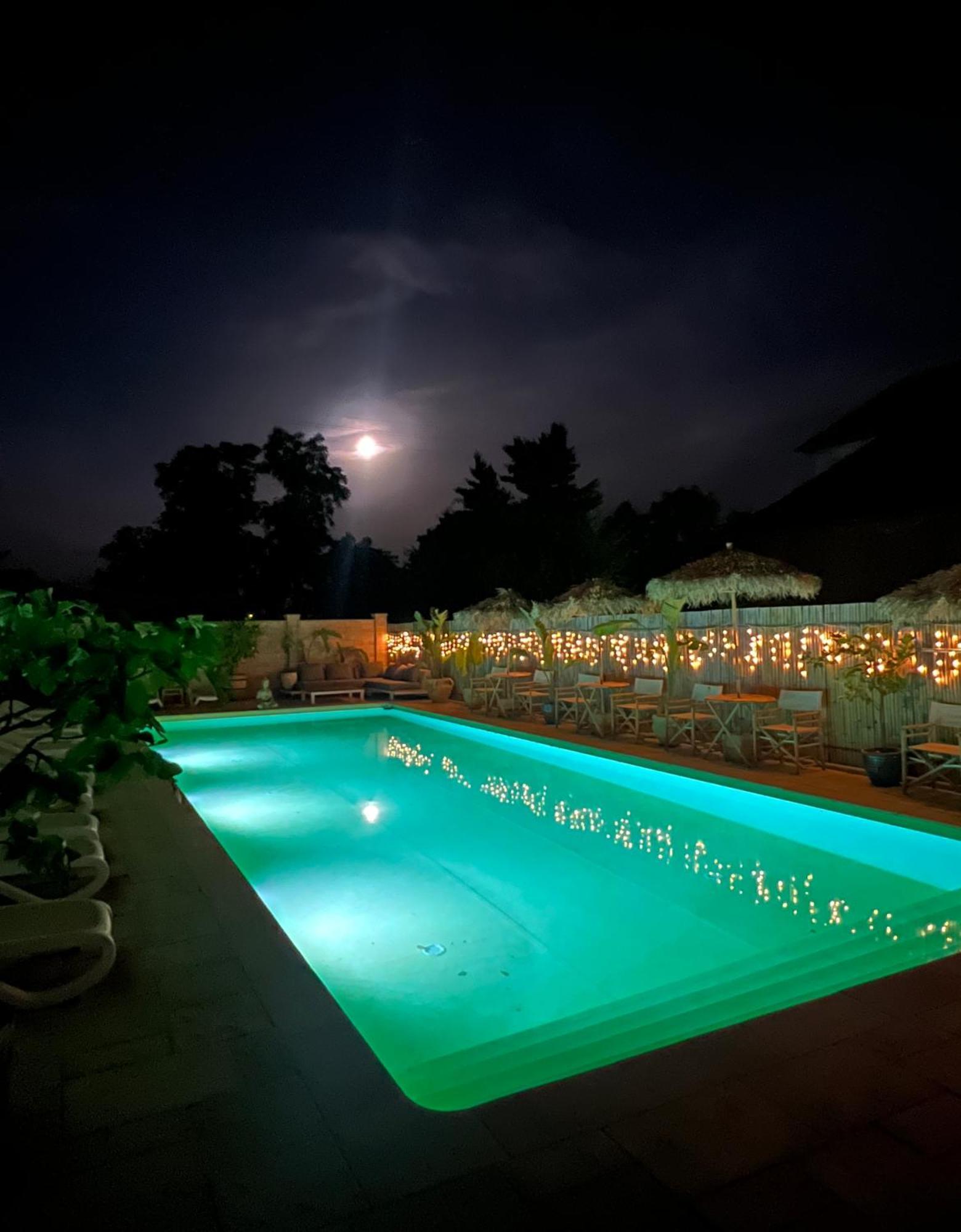Ron De Mar & La Brisa Bed and Breakfast Pezinok Exteriör bild